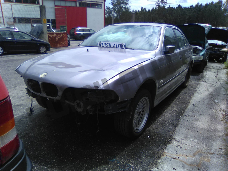 BMW 5 (E39) [1995-2003]