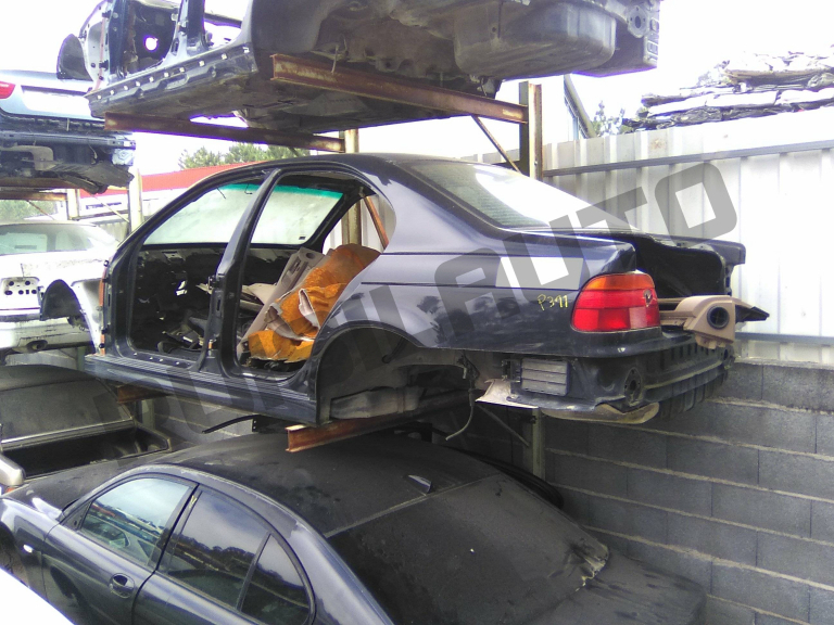 BMW 5 (E39) [1995-2003]