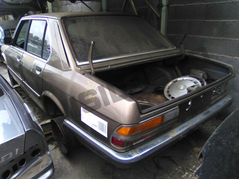 BMW 5 (E28) [1981-1987]