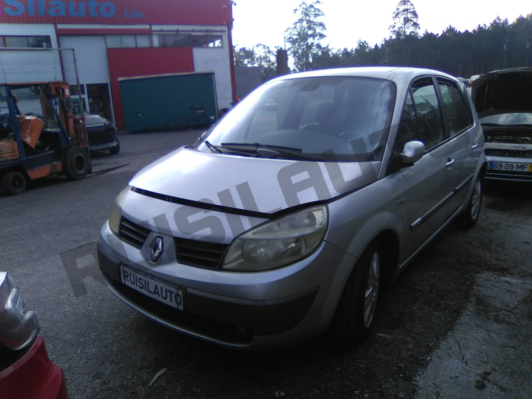 RENAULT Grand Scenic II [2003-2009]