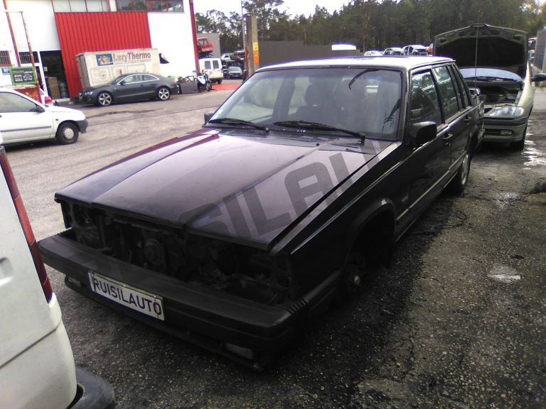VOLVO 740 [1983-1992]